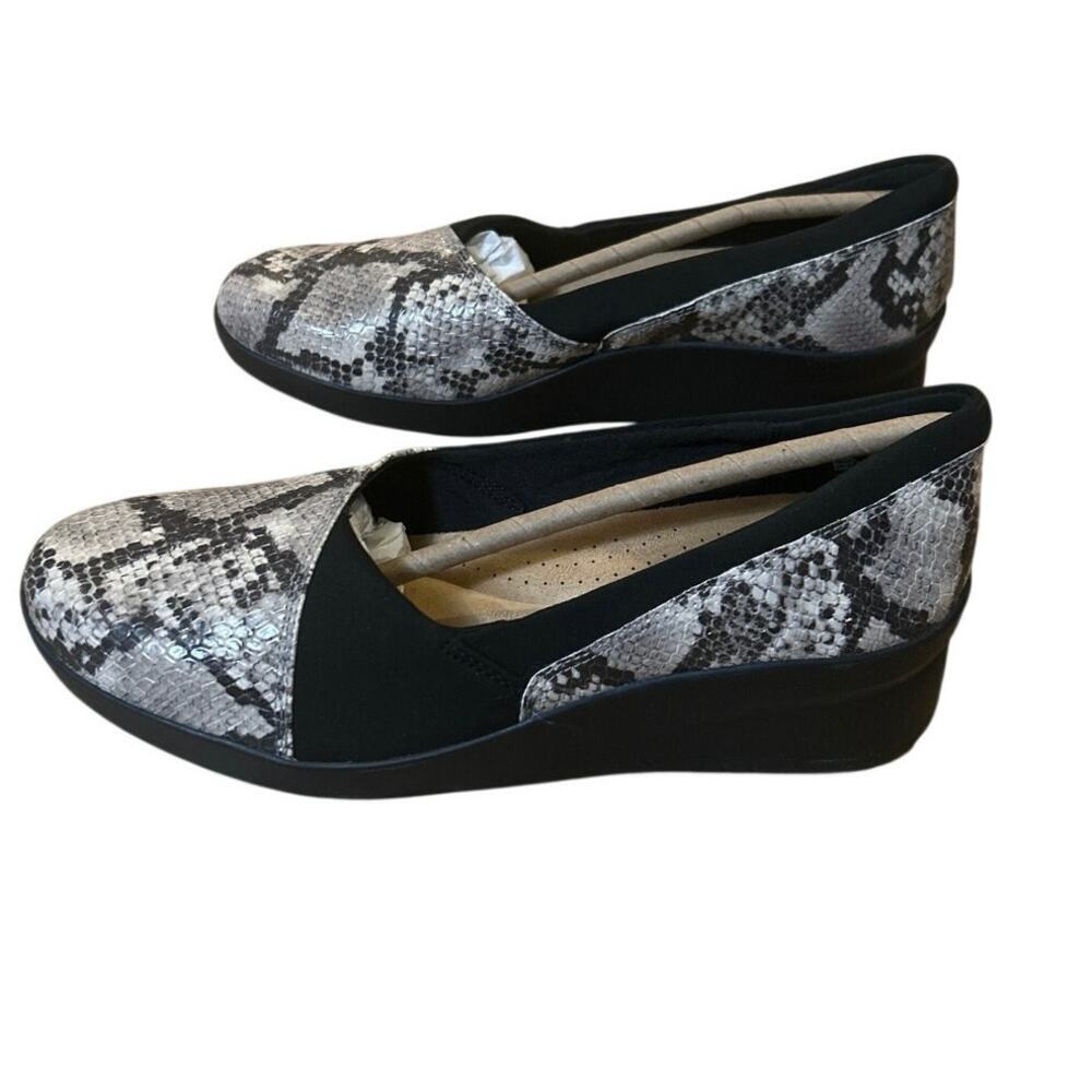 Clarks Collection Suttyn Walk Leather SlipOn Wedge Loafers Snake Comfort 9.5